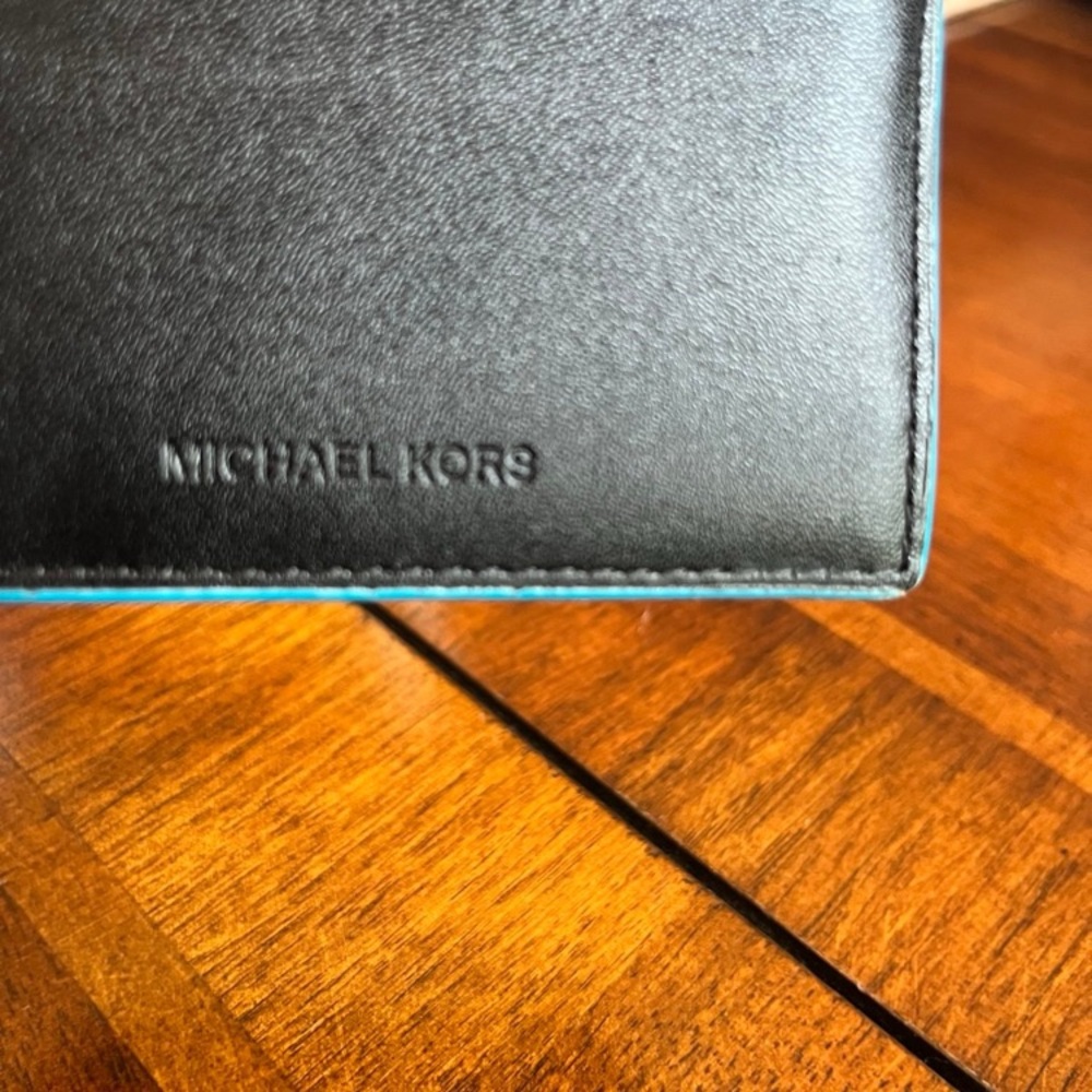 Michael Kors Black Men’s Wallet with Blue Trim (GUC) - Picture 3 of 12